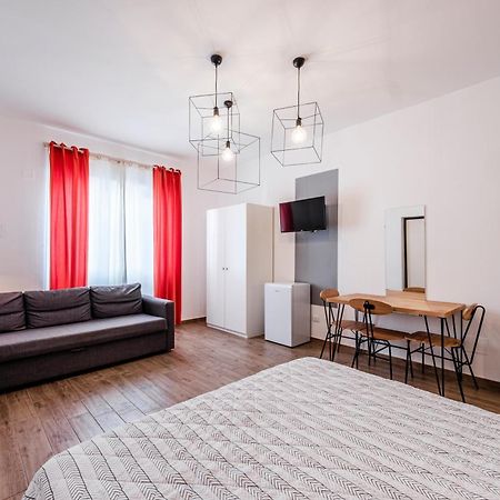 Moon - Puglia Mia Apartments Монополи Экстерьер фото